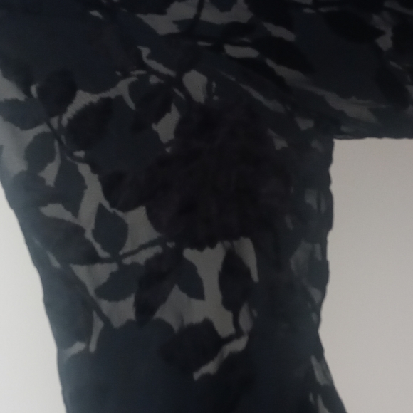 Black semi sheer blouse with velvet flowers - Picture 2 of 3